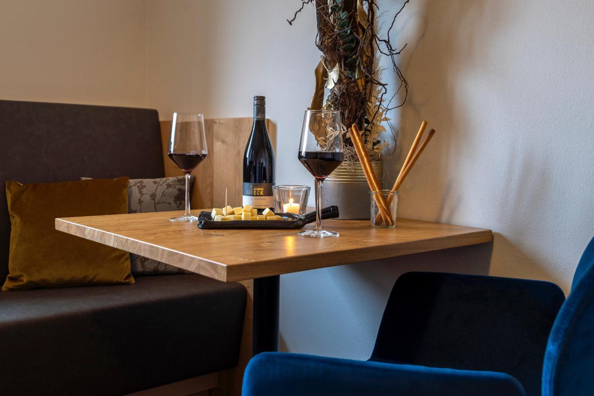 Weingut Schreieck Vinotel & Gutshaus Sankt Martin Εξωτερικό φωτογραφία